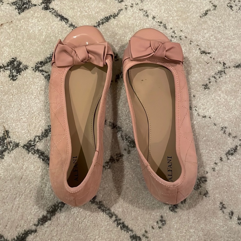 Alfani blush color suede flats